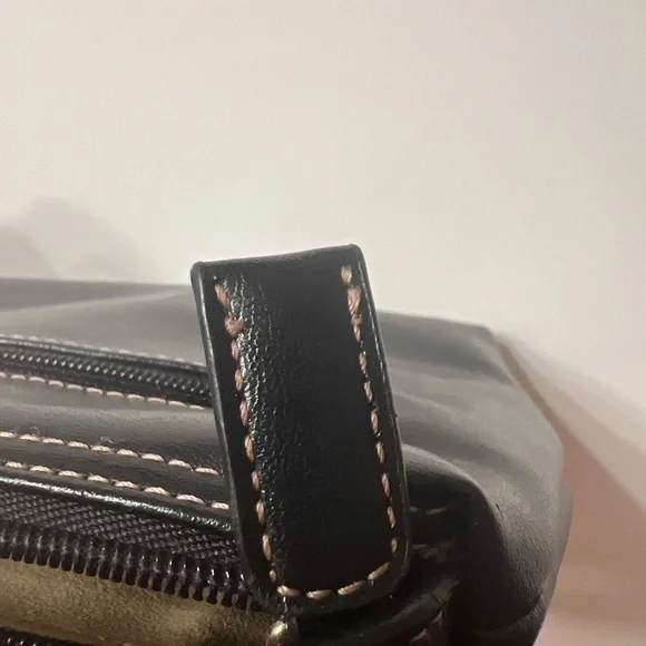 EUC Vintage Mondani New York Black  Handbag Y2K 2000s (D5) - Picture 7 of 8